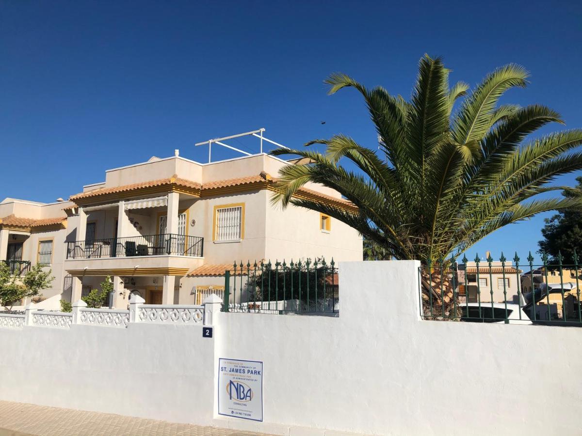 Saint James Park Upstairs Dehesa de Campoamor  Екстериор снимка